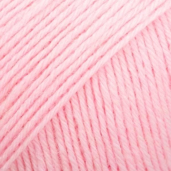 drops fabel šviesi rožinė priartintas