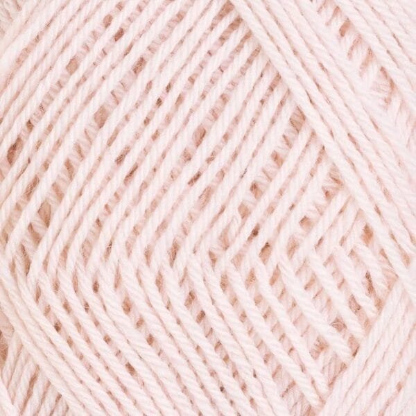 rauma babygarn pudrinė priartintas