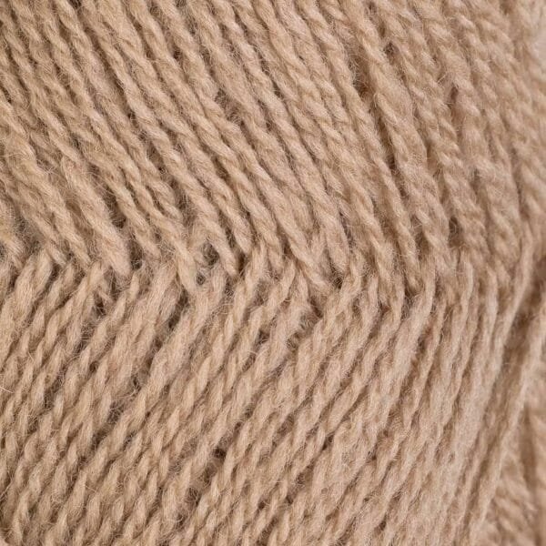 rauma garn finull smėlinė priartintas