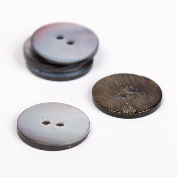 614 mėnulio spindulys 20 mm 3 drops perlamutrinės sagos 20 mm