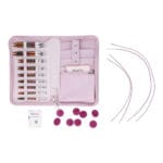 KnitPro SYMFONIE 2 Deluxe virbalų rinkinys atidarytame dėkle su valais ir priedais