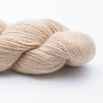 kremke baby alpaca lace šviesi natūrali