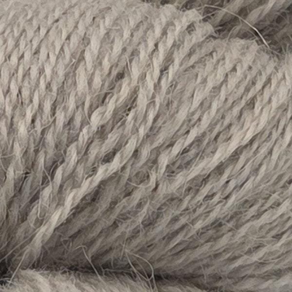 rauma prydvevgarn šviesi pilka priartintas