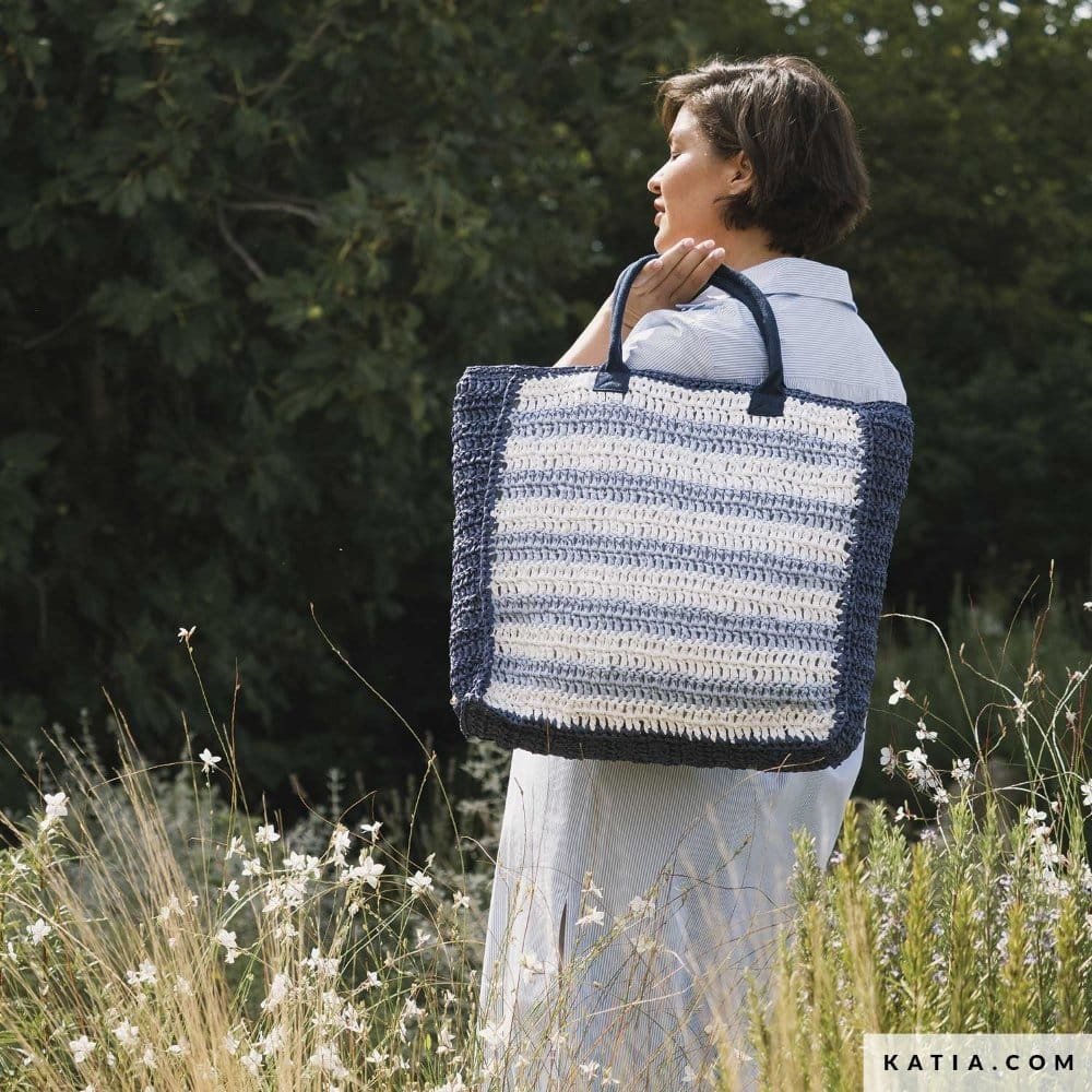 Nėrimo katalogas Katia BAG TO BASICS - 27 rankinių modeliai 1 katia wow zurnalas 9